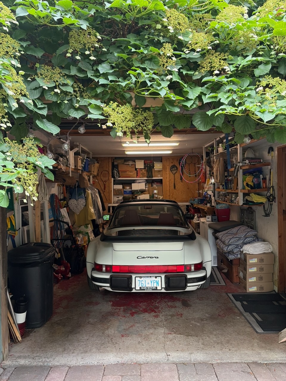1988 Porsche 911 Carrera 26